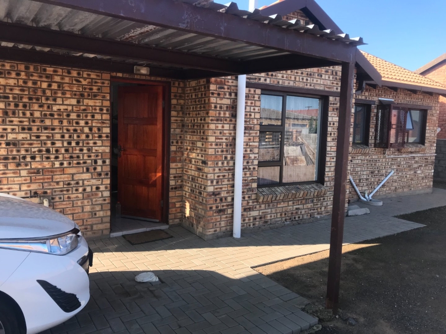 3 Bedroom Property for Sale in Mandela View Free State